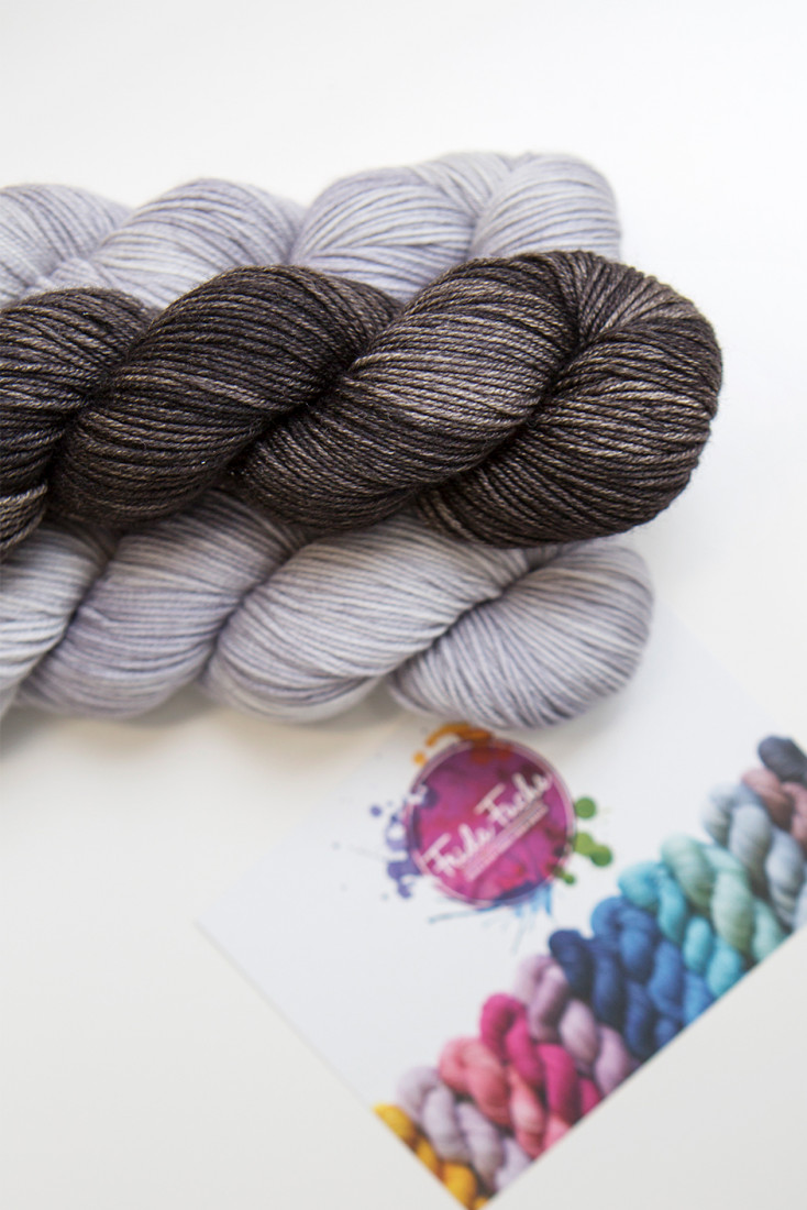 Hand dyed Frida Fuchs Wonneproppen DK