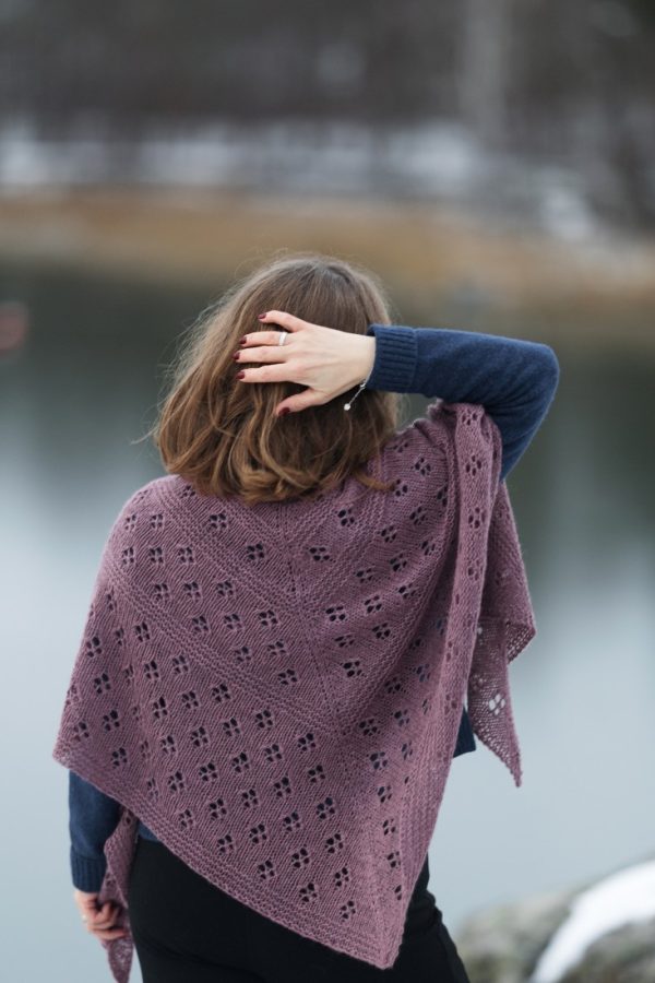 Flowers of Winter – Large triangle shawl knitting pattern with easy lace. Perfect for beginners!