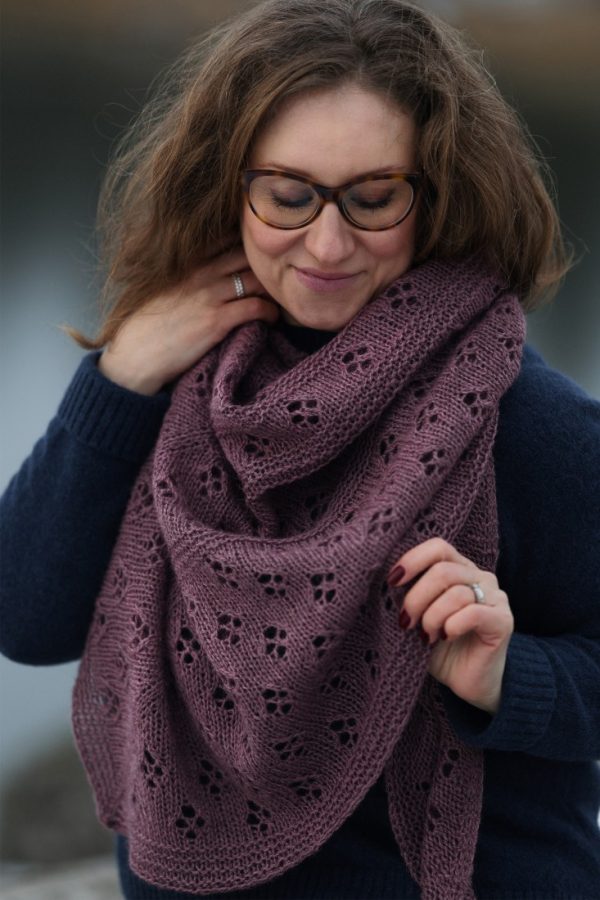 Flowers of Winter – Large triangle shawl knitting pattern with easy lace. Perfect for beginners!